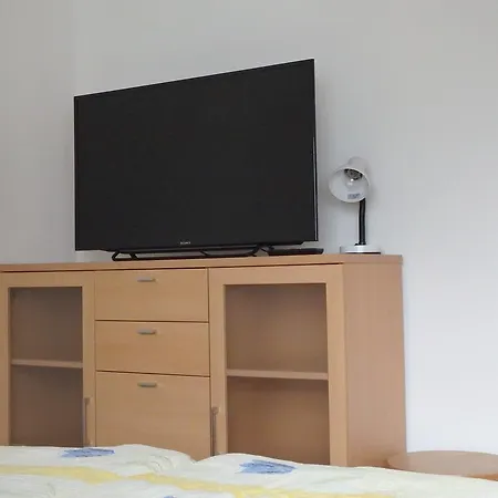 Schmidt Apartment